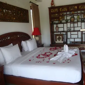 Aqua Octaviana Bali **** Canggu